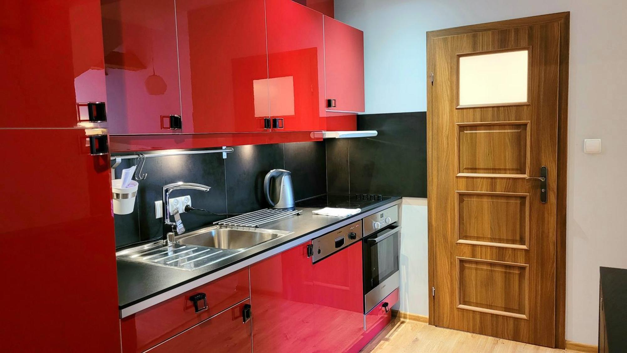 4 Gory Apartment